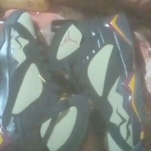 Jordans 7 size 12 in men